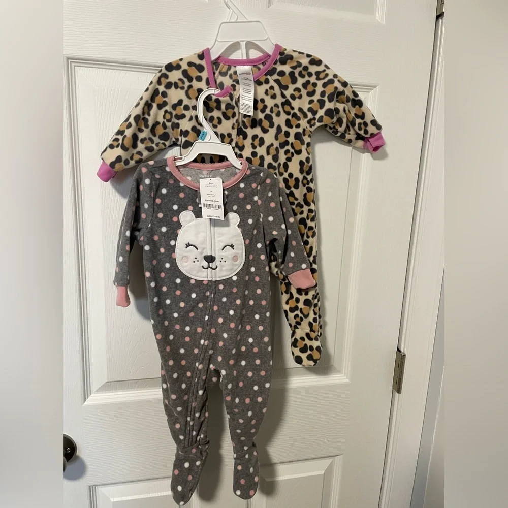 Carters Baby girls sleepers 2 one piece soft 3-6‎ month zip up NEW with tag